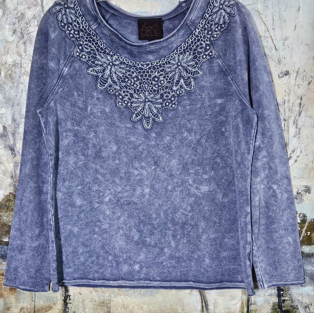 French Blue Boho Mineral Wash Long Sleeve Pullover W's Sz M